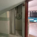 Bed and Breakfast Villino Irma E Con Giardino Vicino Al Mare