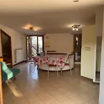 Villino Irma E Con Giardino Vicino Al Mare Bed and Breakfast