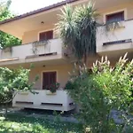 Villino Irma E Con Giardino Vicino Al Mare Porto San Giorgio
