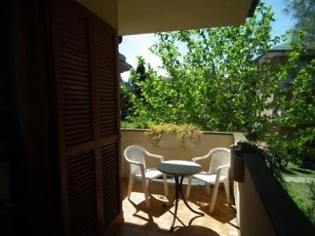 Villino Irma E Con Giardino Vicino Al Mare Porto San Giorgio