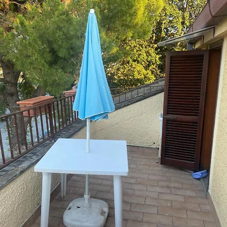 לינה וארוחת בוקר Villino Irma E Con Giardino Vicino Al Mare פורטו סן ג'ורג'יו