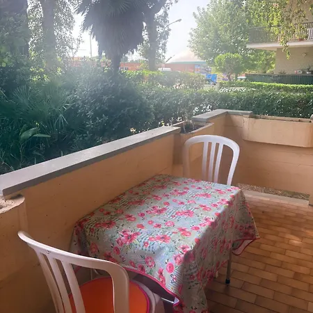 Nocleg ze śniadaniem Villino Irma E Con Giardino Vicino Al Mare Porto San Giorgio
