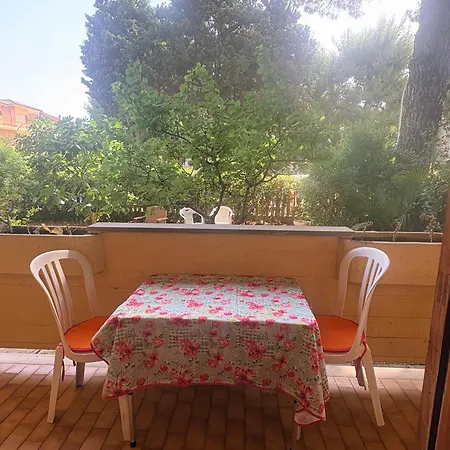 Villino Irma E Con Giardino Vicino Al Mare Nocleg ze śniadaniem *