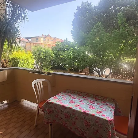 Villino Irma E Con Giardino Vicino Al Mare Nocleg ze śniadaniem